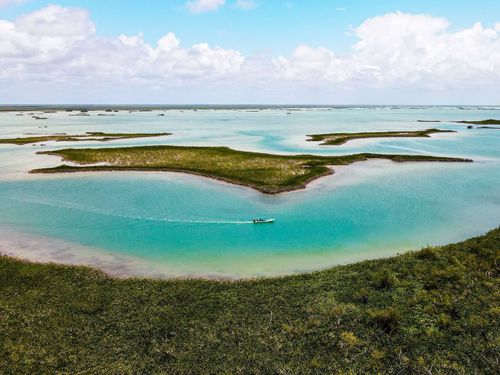 Sian Ka´an Private Oasis: A 3-Hour Secret Lagoon Odyssey