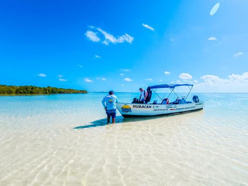 Tour Sian Kaan: From Tulum Boat Tour, Swim, Snorkel & Lunch